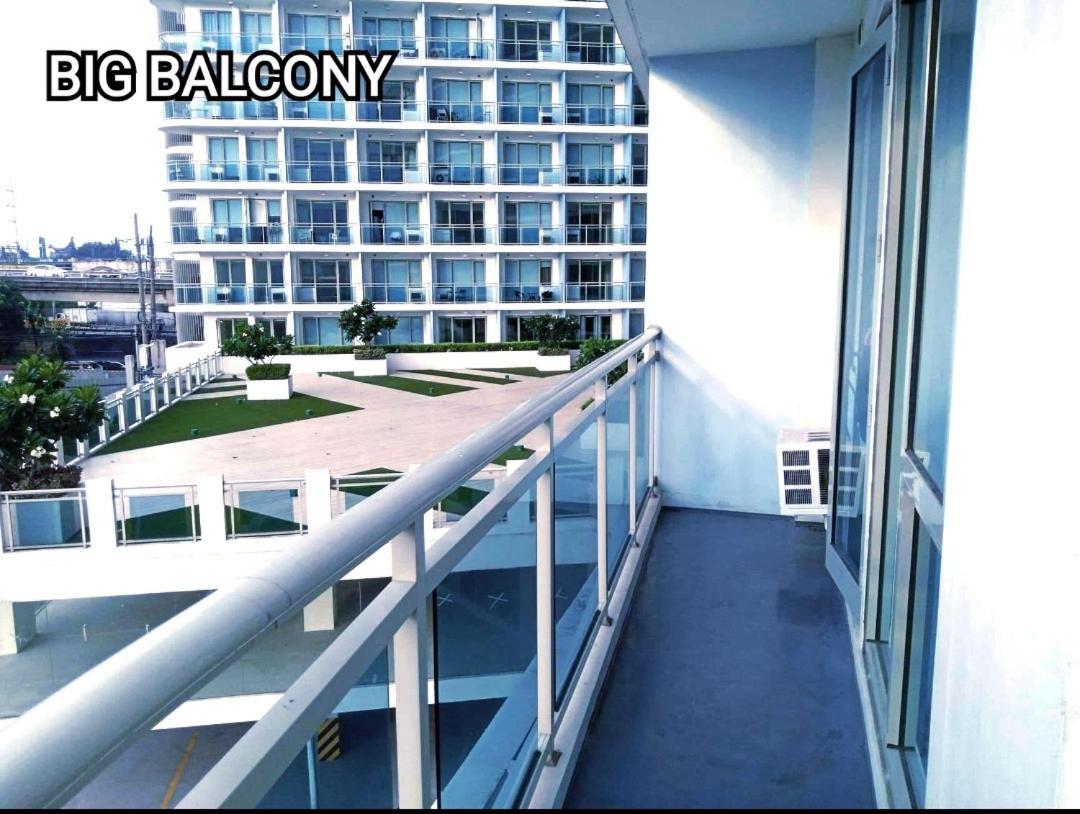Economy At Sm Bicutan * Manila